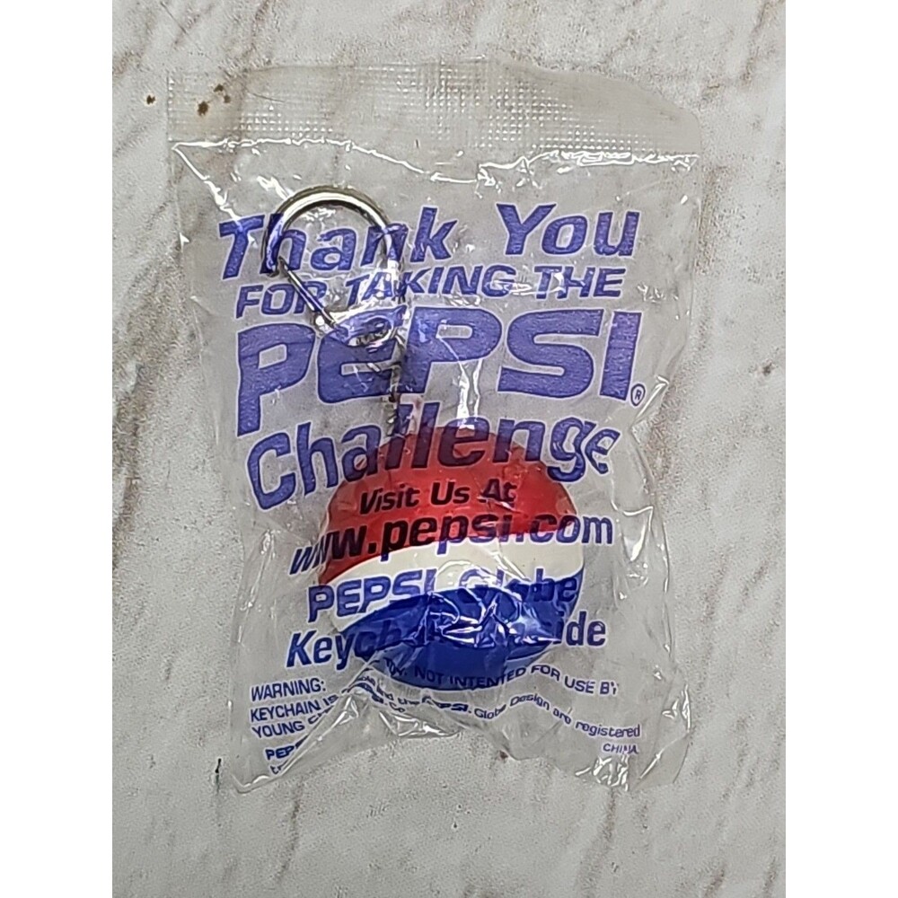 Vintage Pepsi Globe Keychain Pepsi Challenge New In Original Packaging